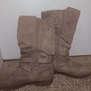 Falls Creek Women's Tan Ankle Boots